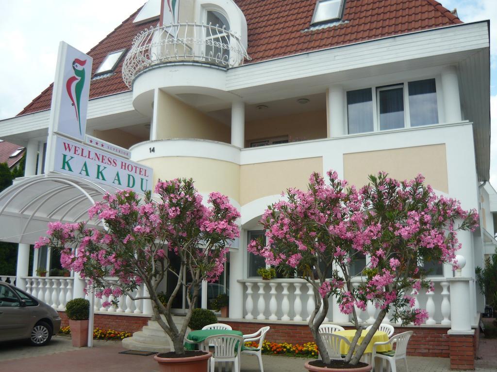 Wellness Hotel Kakadu Keszthely Exterior photo